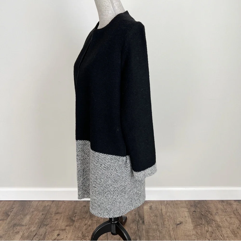 Tahari Wool Cardigan Jacket Colorblock Duster Jacket Black Grey Stripe Medium - Picture 5 of 16